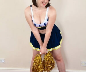 Lush cheerleader Beryl Aspen exposes her fat tits and..