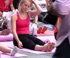 Yoga stunners in watch thru bending