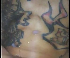 Tatuado gozando com a pica enterrada no cu by pornogayon.com
