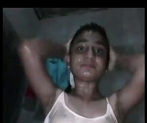 Bangladeshi sexy short hair girl Borsha bathing selfie - DesiPapa.com - 1 min 21 sec
