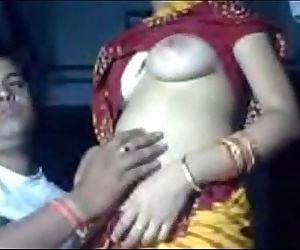 Indian Amuter Sexy couple love flaunting their sex life - Wowmoyback - 12 min