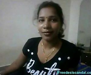 india prostituta dando masturbación con la mano 3 min
