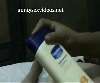 chaud indien tantine Sexe vidéos - 5 min