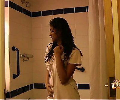 Indian pornstar babe divya seducing her fans with her sex in shower - 2 min