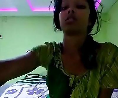 देसी सींग का बना हुआ कॉलेज लड़की गड़बड़ :द्वारा: ट्यूशन शिक्षक 15 मिन