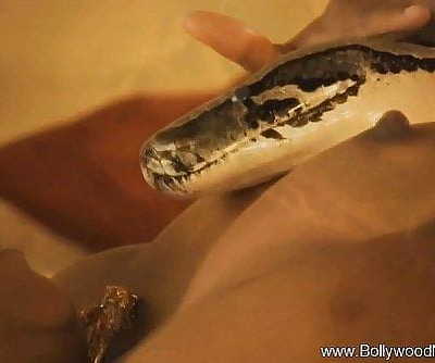 sagrado cobra serpente aumento milf - 11 min hd