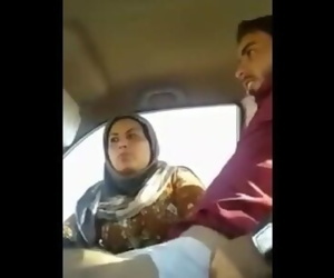 indian muslim aunty having fun in car