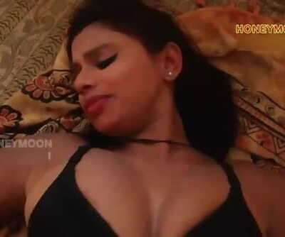 ร้อนแรง Desi shortfilm saniya rao หน้าอก จูบ ใน บรา navel จูบ smooches