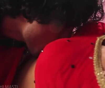 quente Desi shortfilm 91 jyoti mishra Peitos kissed, pressionado no blouse,nvl ks