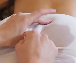 Horny milf Lisa Ann gets massaging and fuckef 8 min HD