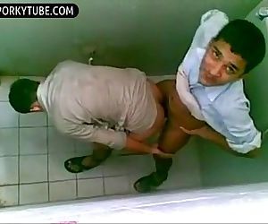 सार्वजनिक शौचालय सेक्स अरब