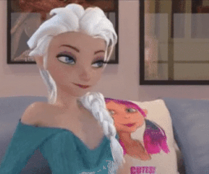 3D hentai Disney Elsa titty flash with a flash of wrath too.