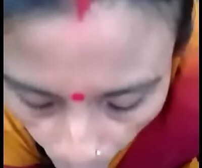 भारतीय चाची सार्वजनिक मुख-मैथुन 13 एसईसी