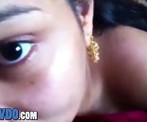 Hot blowjob from a desi sexy..