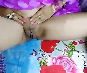 Indian LandLord Horny Wife Sex..