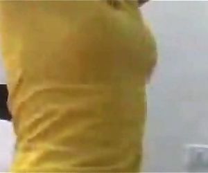 सींग का बना हुआ भारतीय बहन मालिश उसके योनी पर बिस्तर 7 मिन