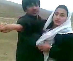 Indian awesome kashmiri muslim couples exchange dr beautiful wifes outdoor car - 15 min