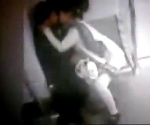 Delhi Metro MMS Leaked CCTV Footage Indian Couple Making Love - 3 min
