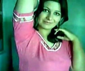 Indian very beautiful girl sex in arab - 8 min