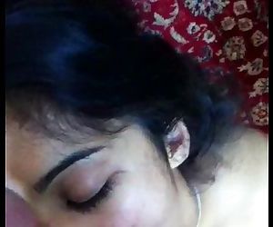 देसी भारतीय एनआरआई प्रेमिका चेहरा गड़बड़ मुख-मैथुन और सह शॉट संकलन लीक कांड 15 मिन
