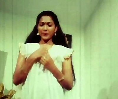 Telugu Hot Actress Hema aunty Romance in night dress earlydays - 3 min