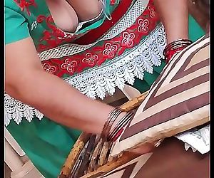 Indische Tantchen zeigen Titten 28 sec 720p