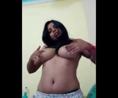 desi aunty showing her boobs in video call - pinkraja