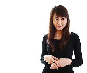 Bastante Asiático MILF Aoi Katayama desvestirse y vibra su Peludo hendidura