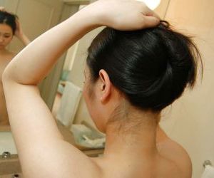 Shy asian teen with nice titties Shiori Usami taking shower