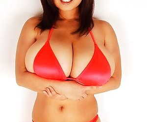 Japanese av idol fuko love posing gigantic natural big tits in bikini - part 2672