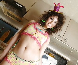 sexy Amador Ásia Babe Takako Kitahara descobrir ela tentador curvas