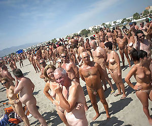 Amateur öffentliche Nacktheit porno Bilder aus Strand Teil 2681