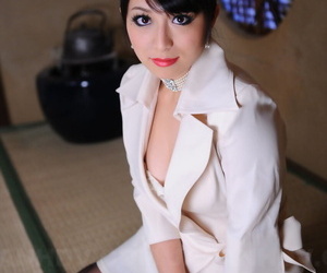 Classy Japanese model Nana Kunimi flashes her lace bra..