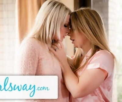 girlsway lesbische aussie Duo een schaar op zwembad tabel
