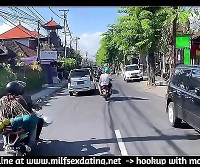 Nailing a lovely small Indonesian Mummy stranger from internet 20 min 720p