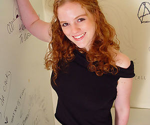 Young natural redhead Roxanna..