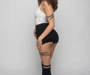 Spanish tattooed vixen Alexa Nasha strips and plays with a..