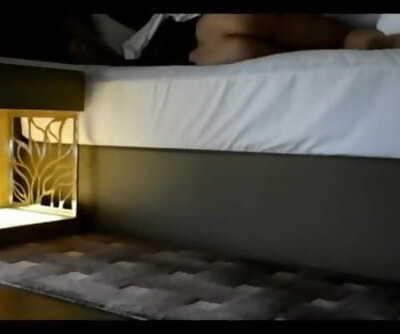 Pune desi seducing hotel boy flashing naked gaand