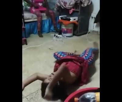 Drink hot desi girls sumptuous dance video footage leaked off mobile
