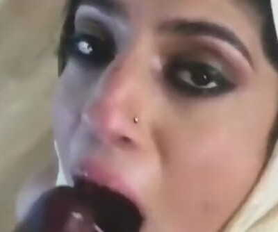 Desi Bhabhi gulping Cum eat black sperm spunk virya hijab load nut