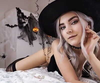 Adorable Naughty Witch Gets Facial cumshot and Swallows Spunk - Eva Elfie