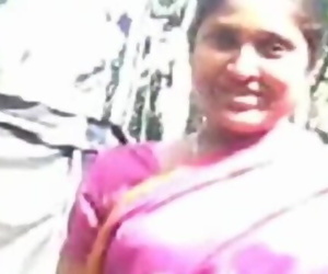 Real indiase mausi na geslacht met haar eigen neef