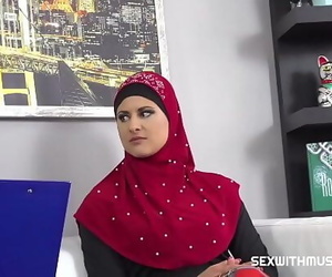 Lawyer lodges for good muslim vagina 9 min 720p