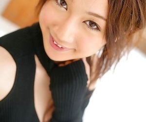 Asian model ryo akanishi poses and showcases her pussy -..