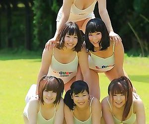 Naked asian queens playing outdoor - part 2568