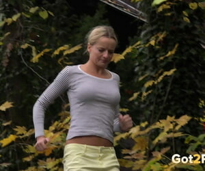 Cute light-haired Victoria Unspoiled hikes her miniskirt..