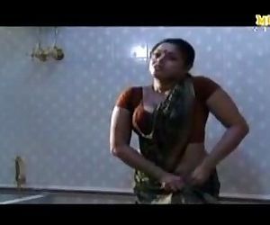 Indian swathi varma hot with young boy - 3 min
