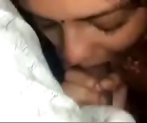 Indian girls pussy 2 min