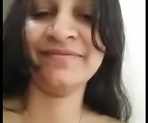 Beautiful bhabhi showing her full nude 2 min
