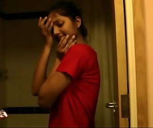 Super Caliente India Babe divya en showerindian porno 25 sec